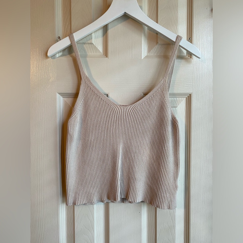Good Condition Anthropologie Cream Knit Cropped Sweater Tank in Medium